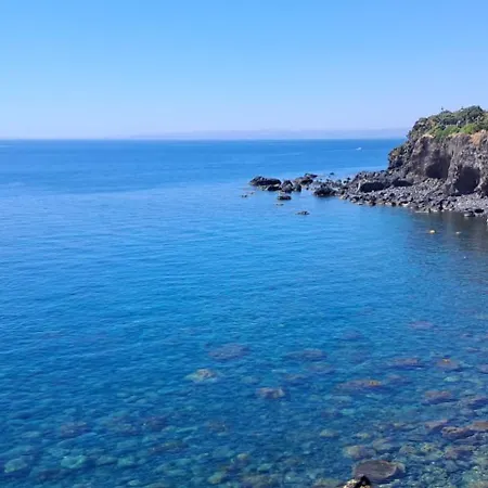 Cuore Di Aci Gasthof Aci Castello